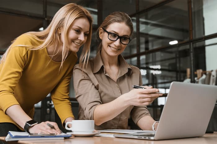 gestion de paie pour entreprise étrangère en France avec accompagnement RH
